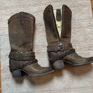 Corral Women's Woven Stud & Harness Boots G1398